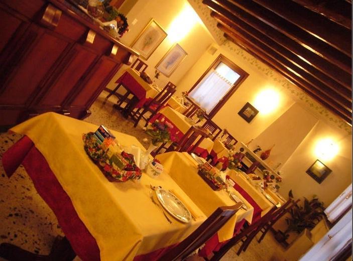 Albergo La Meridiana ポルトグルアーロ エクステリア 写真