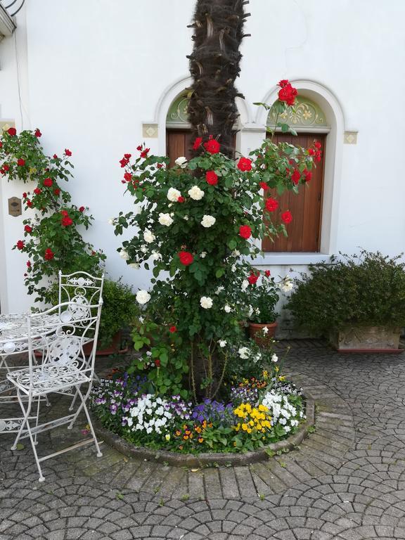 Albergo La Meridiana ポルトグルアーロ エクステリア 写真